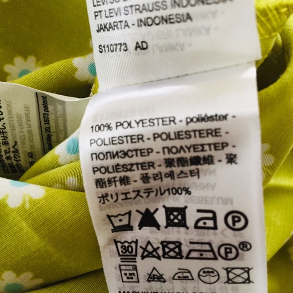 Levi's Embry Tie Front Daisy Blouse - Picture 14 of 14